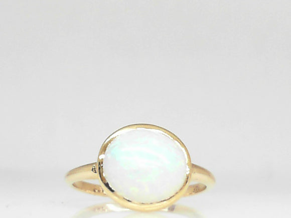 14k Yellow Gold Oval Opal Ring