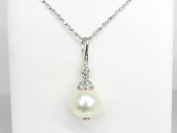 14K WG 9MM Pearl and .20 CT Diamond Necklace 18