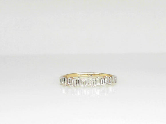 Yellow Gold Staggered Baguette Diamond Band