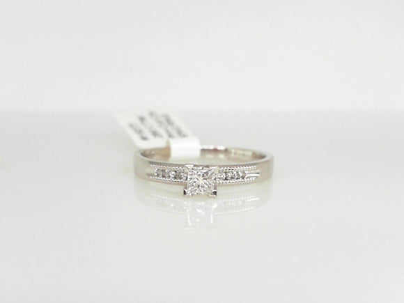 White Gold Princess Cut Diamond Engagement Ring