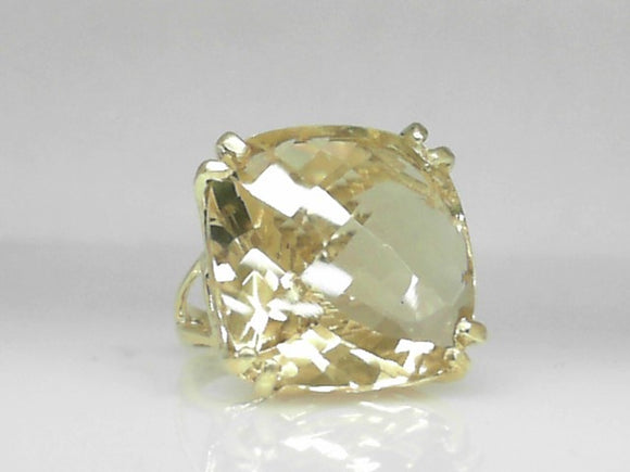 Green Gold Diamond Checkerboard Champagne Quartz Ring
