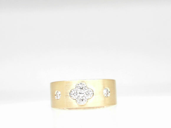 Two Tone Diamond Clover Ring