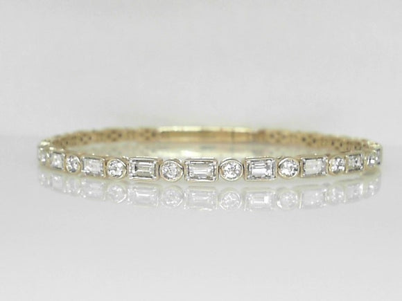 Yellow Gold Bezel-Set Baguette and Round Diamond Flex Bangle