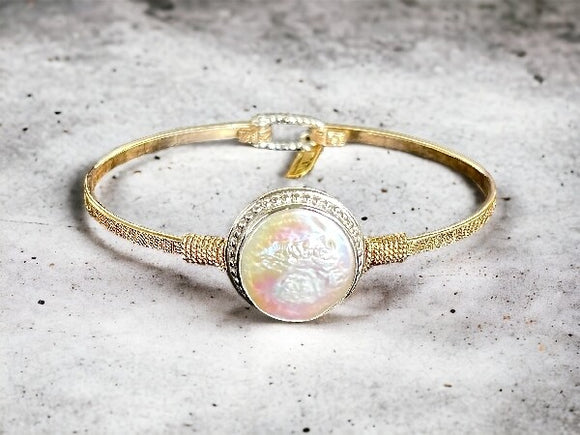 Earth Grace Luna Pearl Bracelet Gold