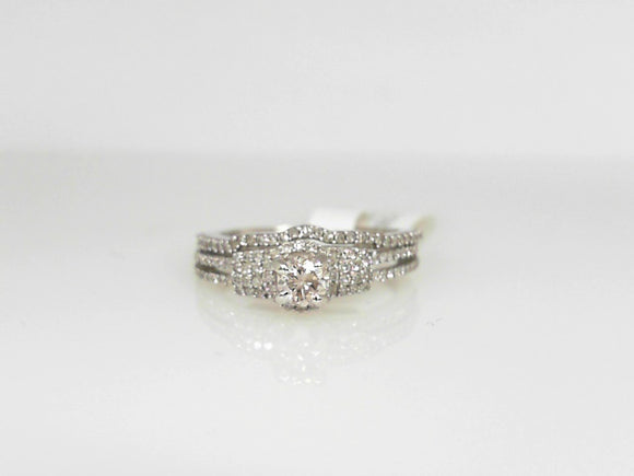 Lady's Engagement Ring
Custom