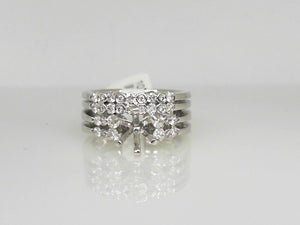 Semi for Round Bridal Set