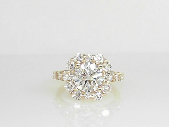 Lab Grown Yellow Gold Round Diamond Solitaire with Halo