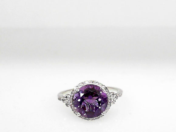 14k White Gold Amethyst (2.49ct) and Diamond Ring (0.11ct)