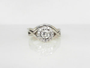 Round w/ Halo Simple Bridal Set
