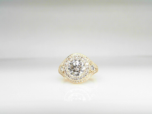 Yellow Gold Vintage Lab Grown Diamond Ring