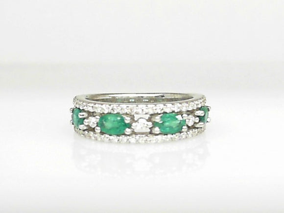 14k White Gold Diamond 0.50ct and Emerald 0.94ct Band