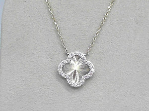 Yellow Gold Diamond-Cut Clover Necklace