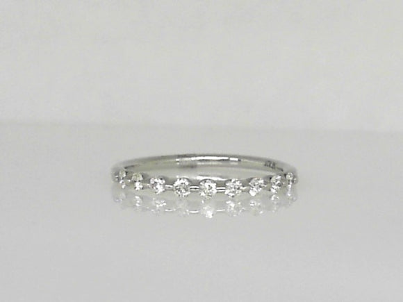 White Gold Shared Prong Diamond Band