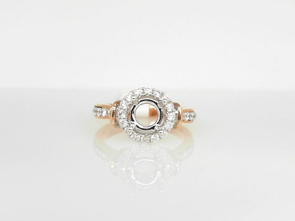 Lady's Engagement Ring
Custom