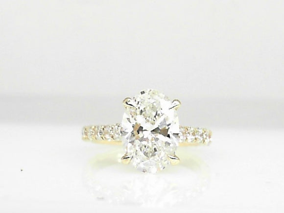 14k Yellow Gold Lab Diamond Oval Center 3.00ct wtih 1.00ct Diamond Band