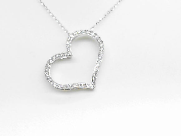14k White Gold Diamond Heart Pendant with Chain