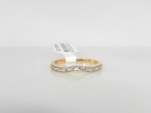 Yellow Gold Curved Round and Baguette Diamond Band