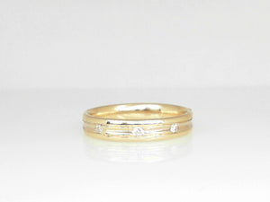 Yellow Gold Men's Three-Spaced-Diamond Wedding Band